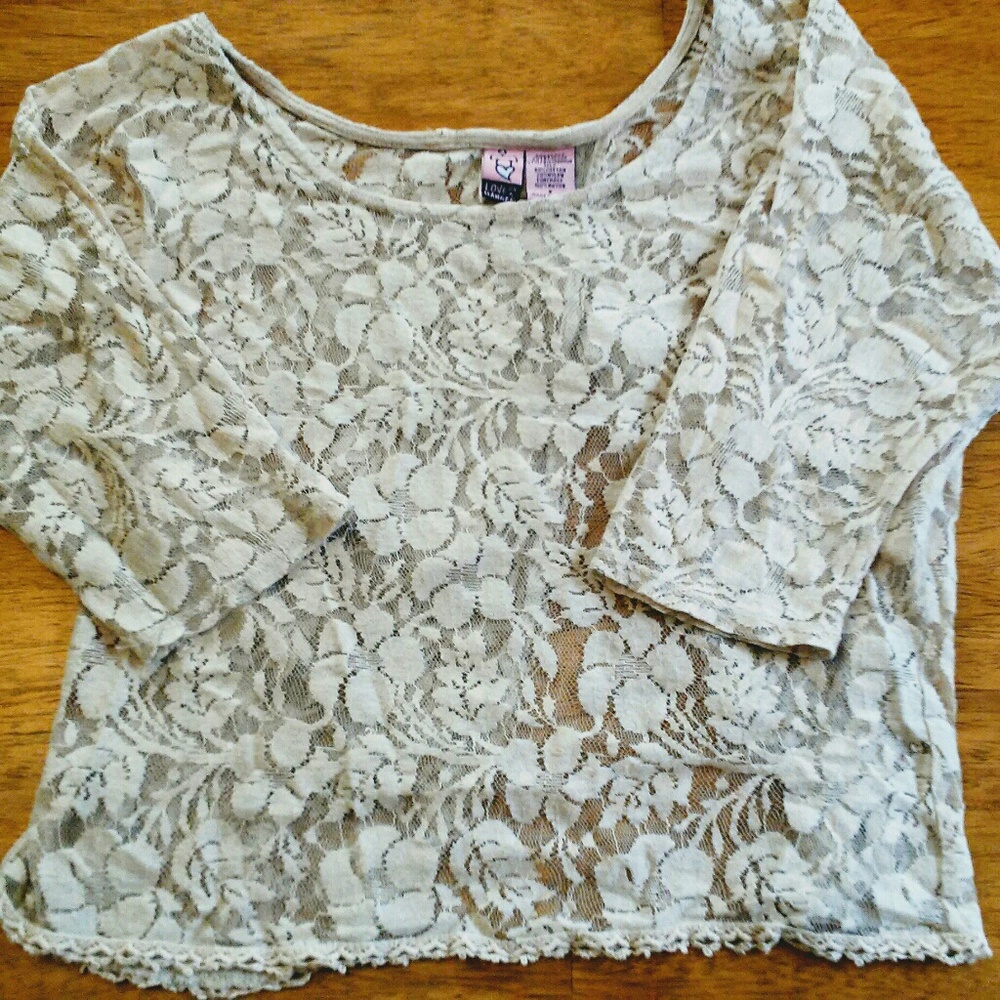 🌺 5/$15 Lace top